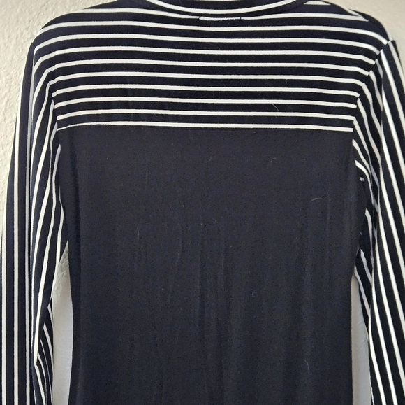 Women's Longsleeve Pullover Black & White Top by Zeagoo. Size M, 100% polyester. - Picture 7 of 10